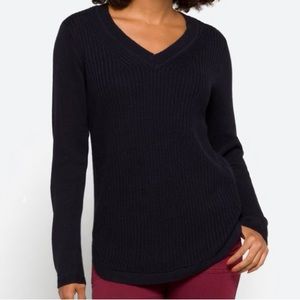 RD Style Navy V-Neck Pullover Sweater